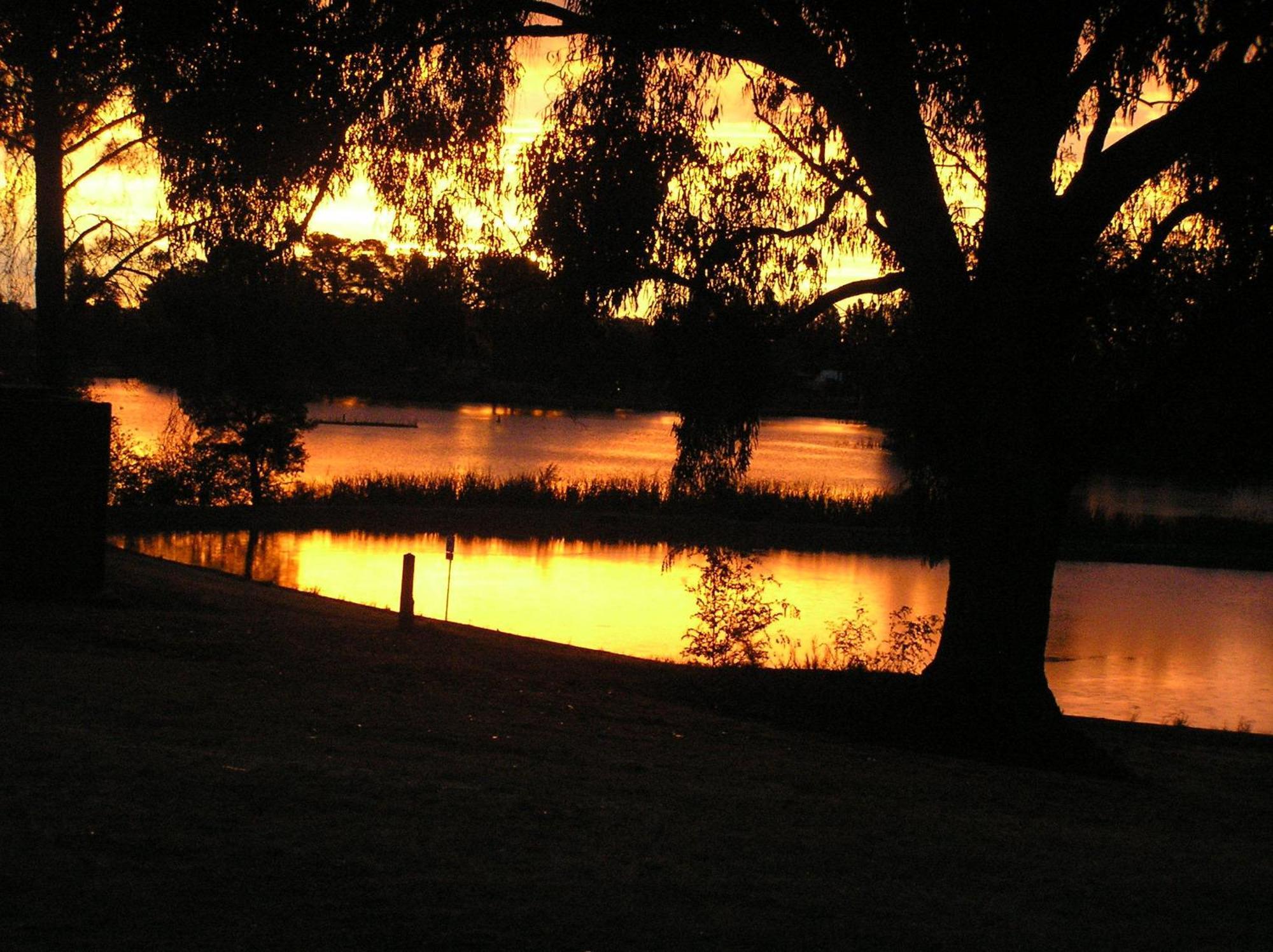 Beechworth Lake Sambell Caravan Park Exterior photo